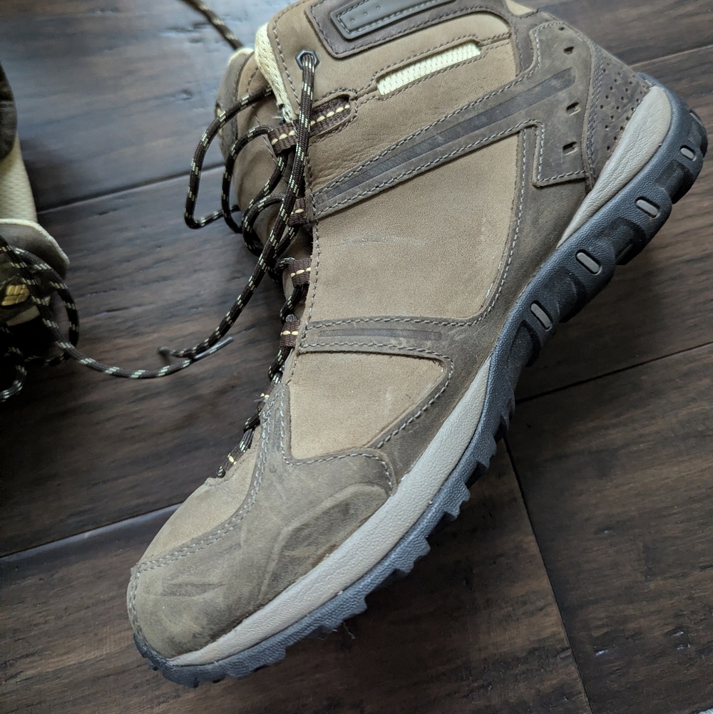 Columbia Women's Culvert Mid Omni-Tech Waterproof Hiking Boots Sz 10 - Picture 5 of 7